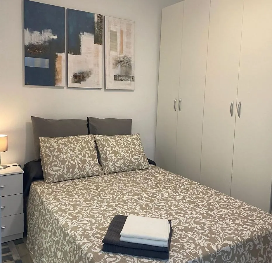 Holidays2Benalmadena Siroco Parking And Balconyアパートメント ベナルマデナ